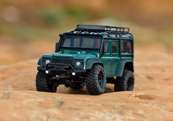 Traxxas TRX-4M 1/18 Land Rover Defender Crawler Roheline RTR - 2S LiPo/USB Charger