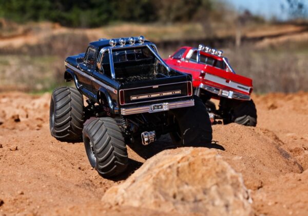 Traxxas TRX-4MT Ford F-150 Monster Truck RTR Must - 2S LiPo/USB Charger