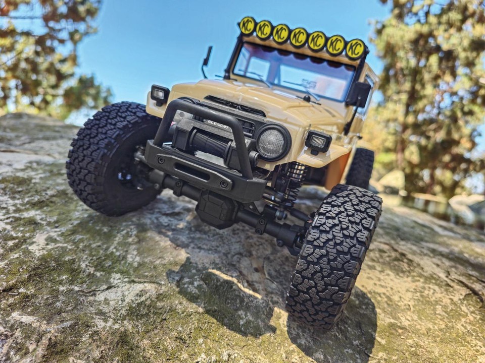 Element RC 1/10 Enduro Trail Truck Zuul Tan RTR #40124 9 Element RC 1/10 Enduro Trail Truck Zuul Tan RTR #40124