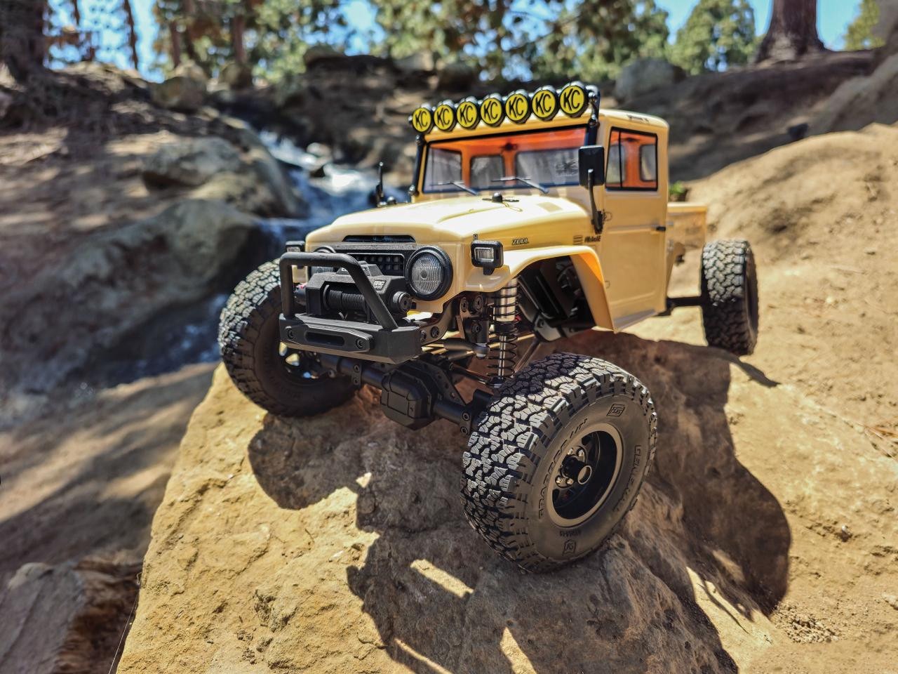 Element RC 1/10 Enduro Trail Truck Zuul Tan RTR #40124 8 Element RC 1/10 Enduro Trail Truck Zuul Tan RTR #40124