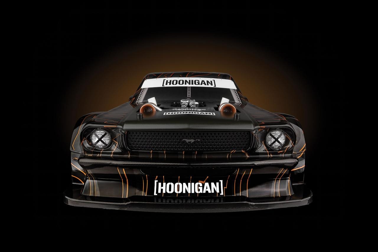 Team Associated SR7 Hoonicorn Team Associated 1/7 SR7 Hoonicorn RTR 6 Team Associated 1/7 SR7 Hoonicorn RTR