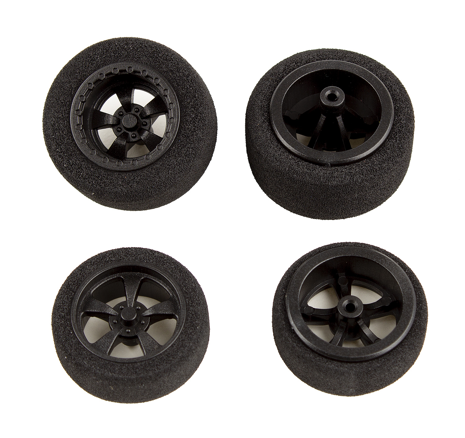 Team Associated DR28 Vorder- oder Hinterräder mit Reifen, montiert, schwarz 1 Team Associated DR28 Front or Rear Wheels and Tires, mounted, black