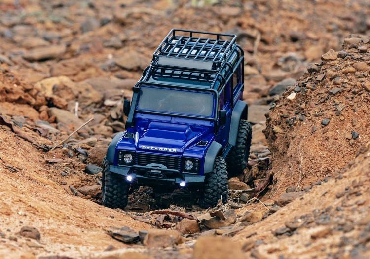 Traxxas TRX-4M 1:18 Land Rover Defender RTR mini-crawler – sinine, 2S LiPo 6 Traxxas TRX-4M 1:18 Land Rover Defender RTR mini-crawler – sinine, 2S LiPo
