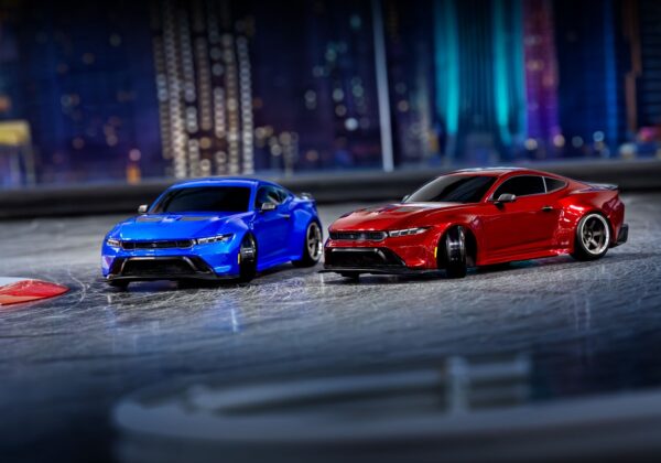 Traxxas 4-Tec Ford Mustang Brushed 1/10 Drift RTR Punane