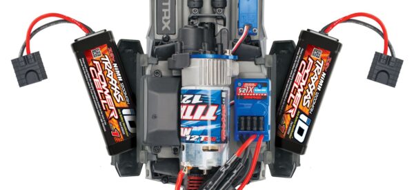 Traxxas E-Revo 4x4 Brushed 1/16 Monster Truck RTR Punane