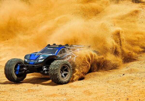 Traxxas Rustler 4x4 BL-2S HD BL 1/10 Truck RTR Red