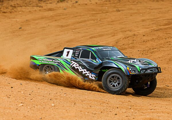 Traxxas Slash 4x4 BL-2S Brushless 1/10 Short-Course RTR Red