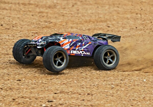Traxxas E-Revo 4x4 VXL Brushless 1/16 Racing Truck RTR Purple
