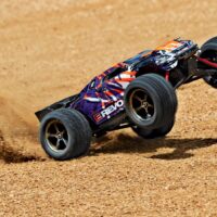 Traxxas E-Revo 4x4 VXL Brushless 1/16 Racing Truck RTR Lilla