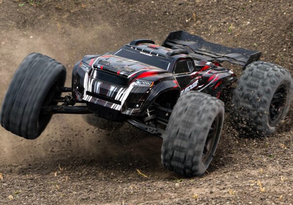 Traxxas Sledge 4x4 Belted 1/8 Monster-Truck Brushless RTR Sinine