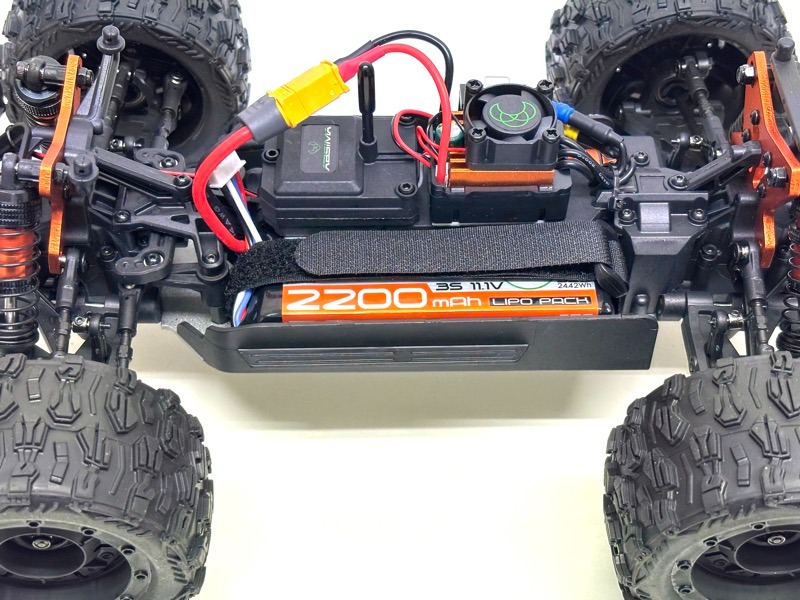 Absima 1:16 Absima 1:16 Monster Truck BL/3S Purple RTR 13 Absima 1:16 Monster Truck BL/3S Purple RTR