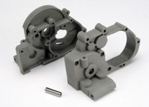 Gearbox with idler gear shaft Grey
