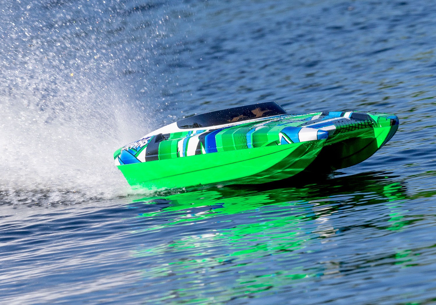 Traxxas DCB M41 Traxxas DCB M41 RC Boat Catamaran BL 40" RTR Green 15 Traxxas DCB M41 RC Boat Catamaran BL 40" RTR Green