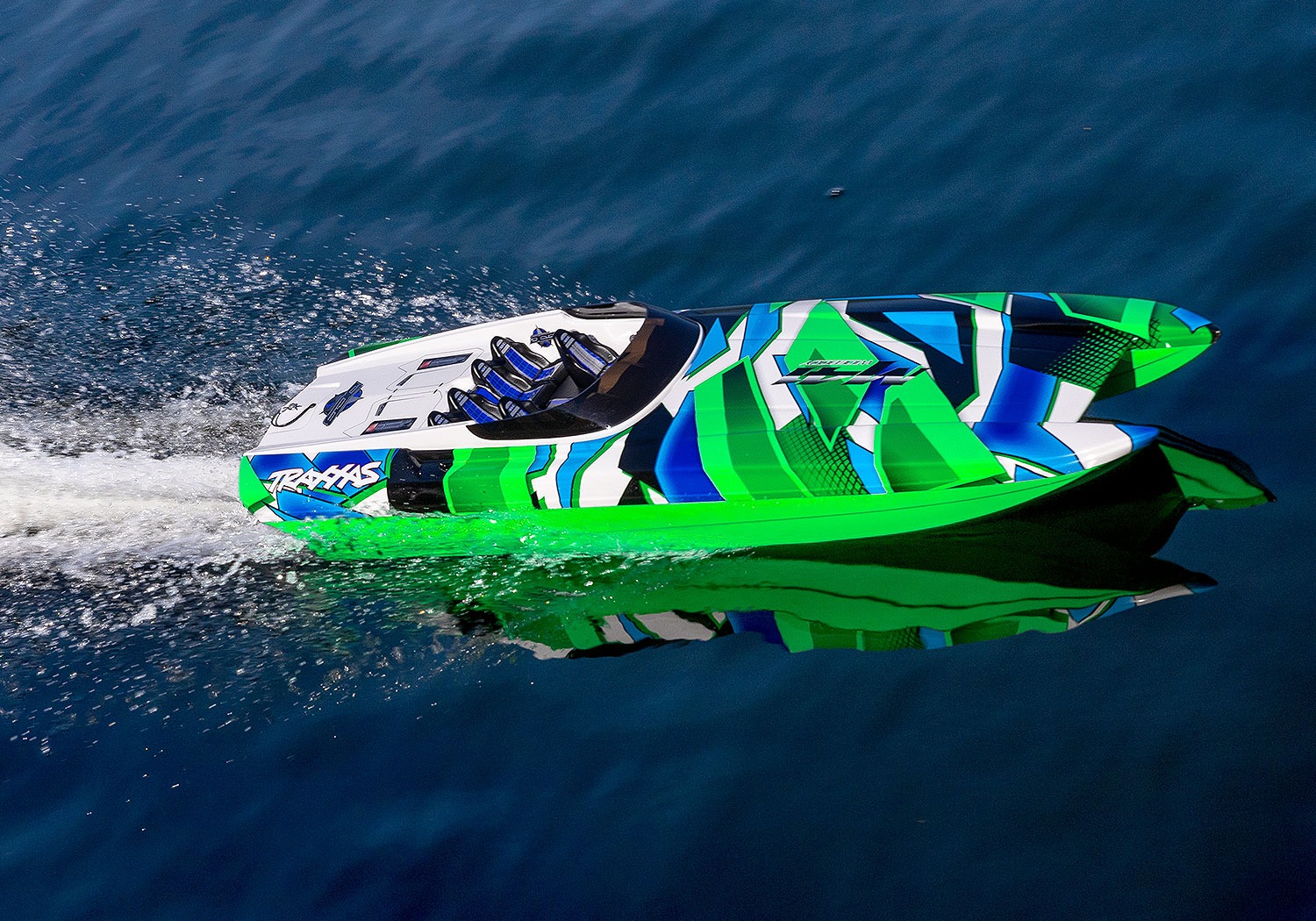 Traxxas DCB M41 Traxxas DCB M41 RC Boat Catamaran BL 40" RTR Green 17 Traxxas DCB M41 RC Boat Catamaran BL 40" RTR Green