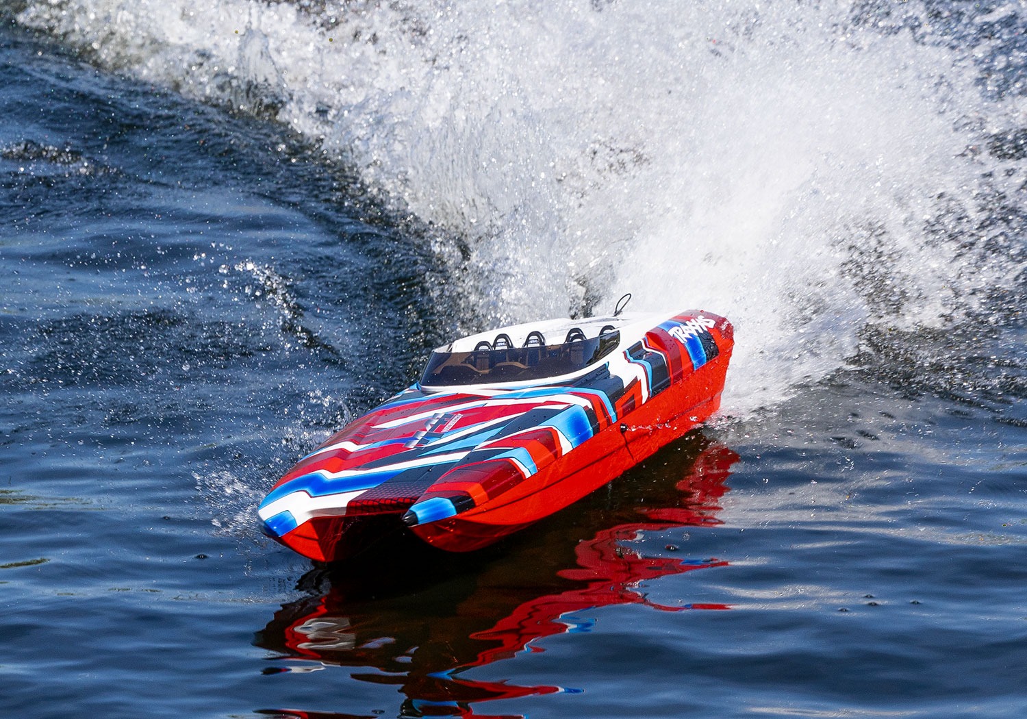 RC Paat Catamaran Traxxas DCB M41 RC Paat Catamaran BL 40" RTR Punane 27 Traxxas DCB M41 RC Paat Catamaran BL 40" RTR Punane