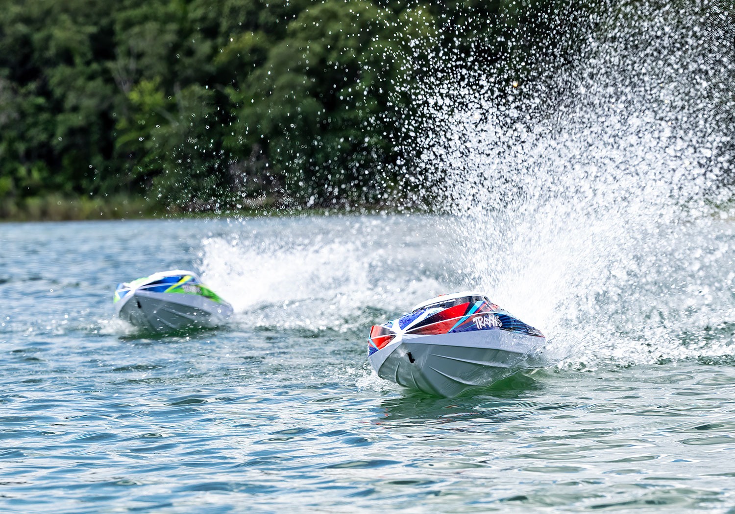 Traxxas Disruptor RC Boat Traxxas Disruptor 4S Green Brushless RC Speed Boat 40+mph 756mm RTR 20 Traxxas Disruptor 4S Green Brushless RC Speed Boat 40+mph 756mm RTR
