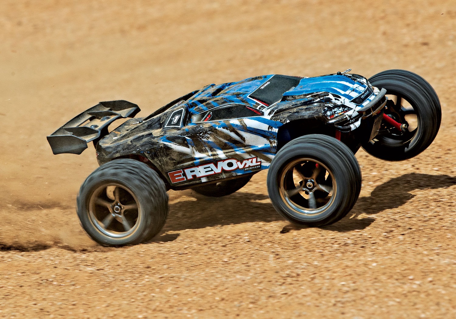 Traxxas E-Revo VXL Traxxas E-Revo VXL 4x4 Brushless 1:16 Racing Truck RTR - Purple 26 Traxxas E-Revo VXL 4x4 Brushless 1:16 Racing Truck RTR - Purple