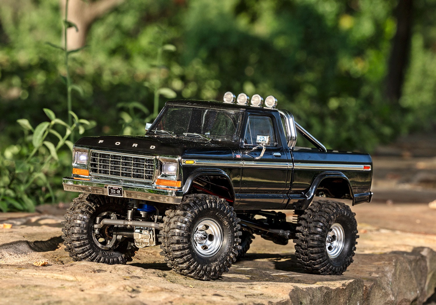 Traxxas TRX-4M 1/18 Ford F150 Lifted RTR Mini Crawler - must, 2S LiPo/USB Laadija 24 Traxxas TRX-4M 1/18 Ford F150 Lifted RTR Mini Crawler - must, 2S LiPo/USB Laadija