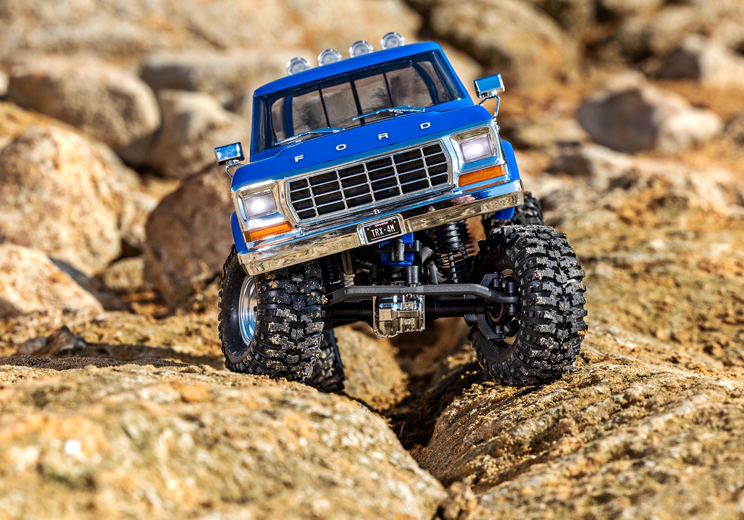 Traxxas TRX-4M 1/18 Ford F150 Lifted RTR Mini Crawler - must, 2S LiPo/USB Laadija 23 Traxxas TRX-4M 1/18 Ford F150 Lifted RTR Mini Crawler - must, 2S LiPo/USB Laadija