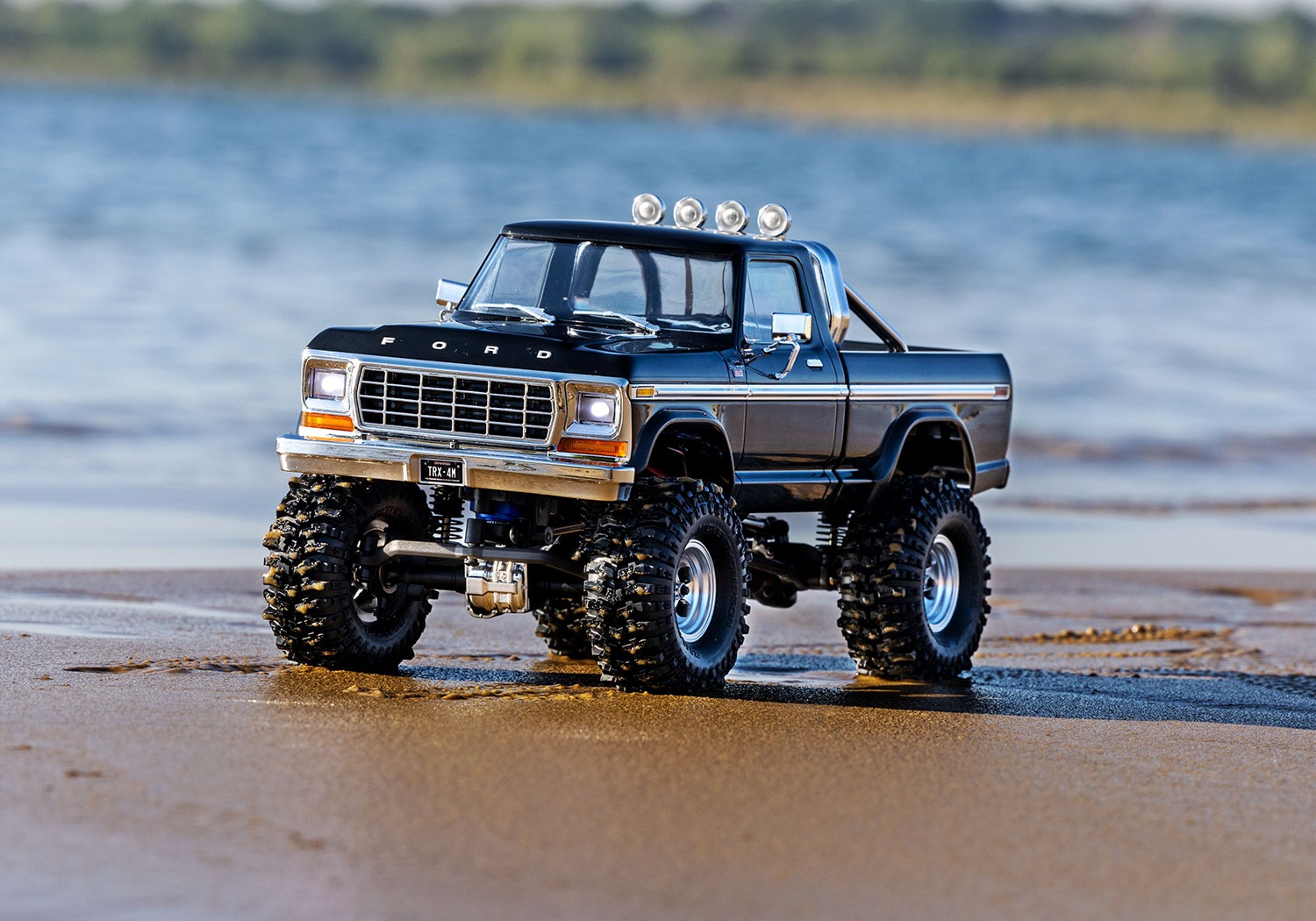 Traxxas TRX-4M 1/18 Ford F150 Lifted RTR Mini Crawler - must, 2S LiPo/USB Laadija 22 Traxxas TRX-4M 1/18 Ford F150 Lifted RTR Mini Crawler - must, 2S LiPo/USB Laadija