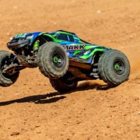Traxxas Maxx 4x4 1/10 Monster Truck Brushless RTR Roheline