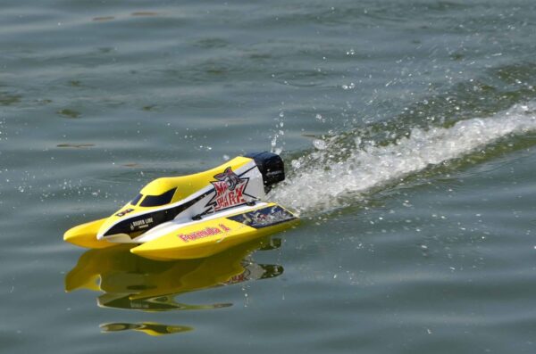 Joysway Mad Shark V3 RTR Motor RC Boat #JW8203V3