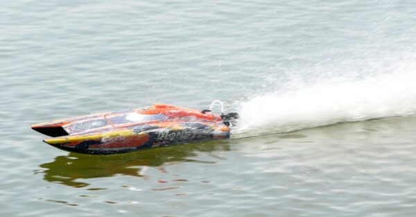 Joysway Monster Catamaran 570mm RTR RC Paat #JW8654-RTR