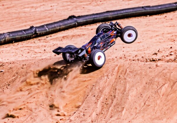 Traxxas Jato 4x4 VXL 4S 1/8 Buggy Brushless RTR HD Roheline