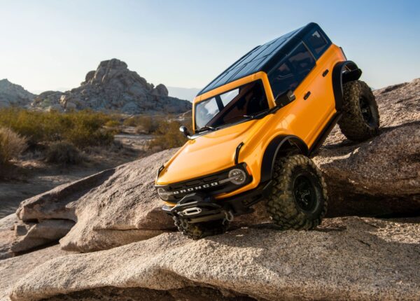 Traxxas TRX-4 Ford Bronco 2021 1/10 Crawler Brushed RTR Oranz