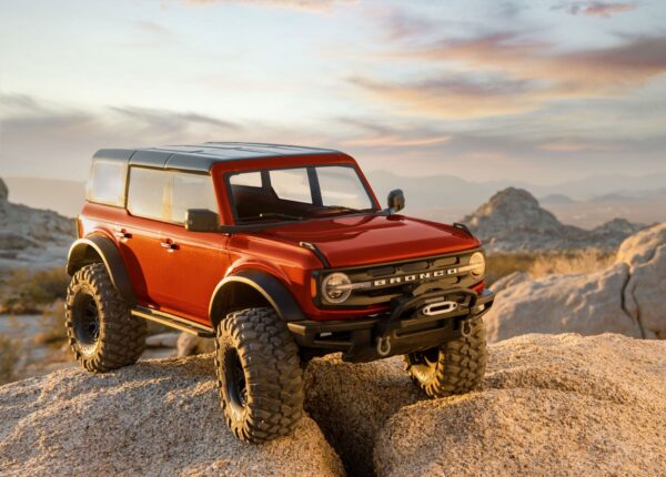 Traxxas TRX-4 Ford Bronco 2021 1/10 Crawler Brushed RTR Punane