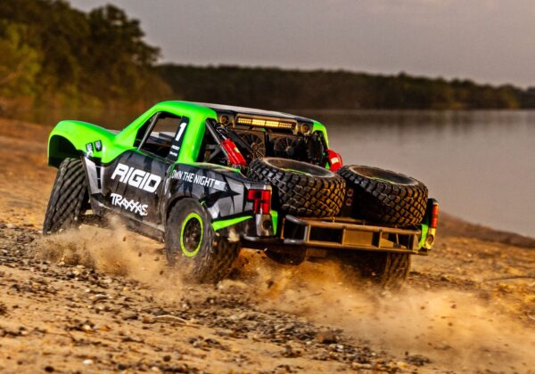 Traxxas Unlimited Desert Racer Roheline #TRX85086-4-RGD1