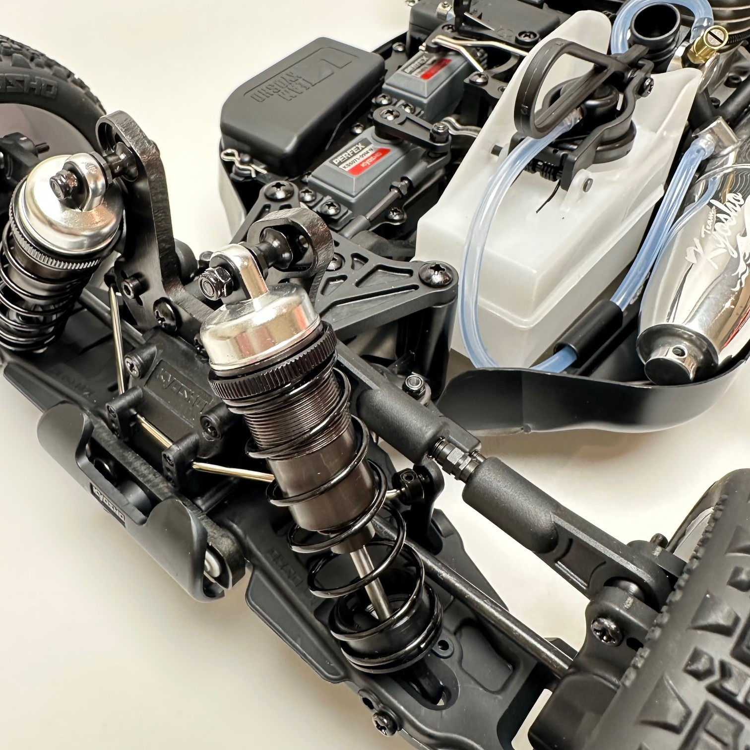 Kyosho Inferno MP10 1:8 RC Nitro REDS Edition 5 Kyosho Inferno MP10 1:8 RC Nitro REDS Edition