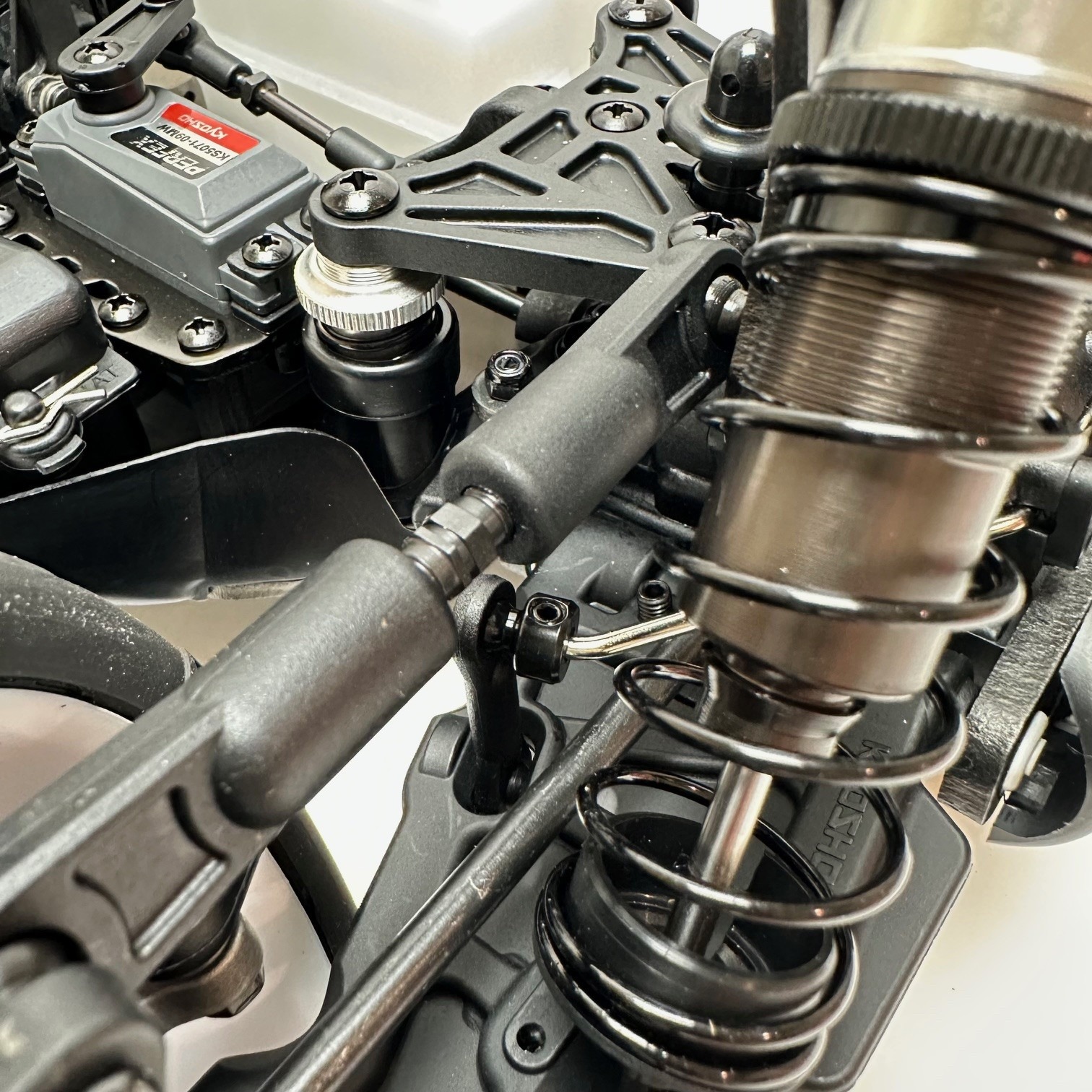 Kyosho Inferno MP10 1:8 RC Nitro REDS Edition