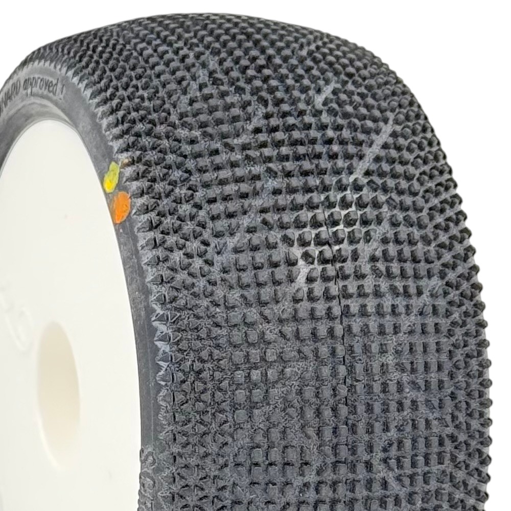 6Mik Scratch-T 9/22 - 1:8 Truggy Pre-Glued Tyres White rims 2 6Mik Scratch-T 9/22 - 1:8 Truggy Pre-Glued Tyres White rims