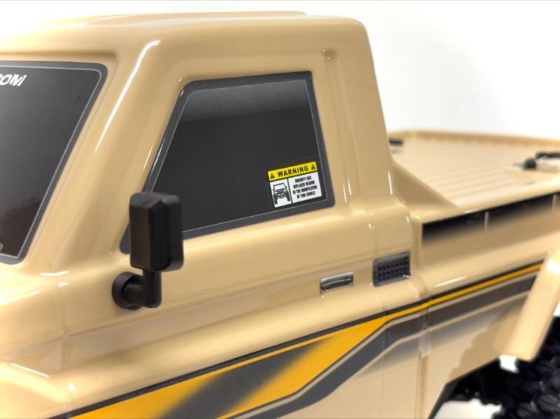 Absima 1:10 Crawler CR4.4eco HILUX Liivakarva RTR RC Auto #12051 5 Absima 1:10 Crawler CR4.4eco HILUX Sand-colored RTR RC Car #12051
