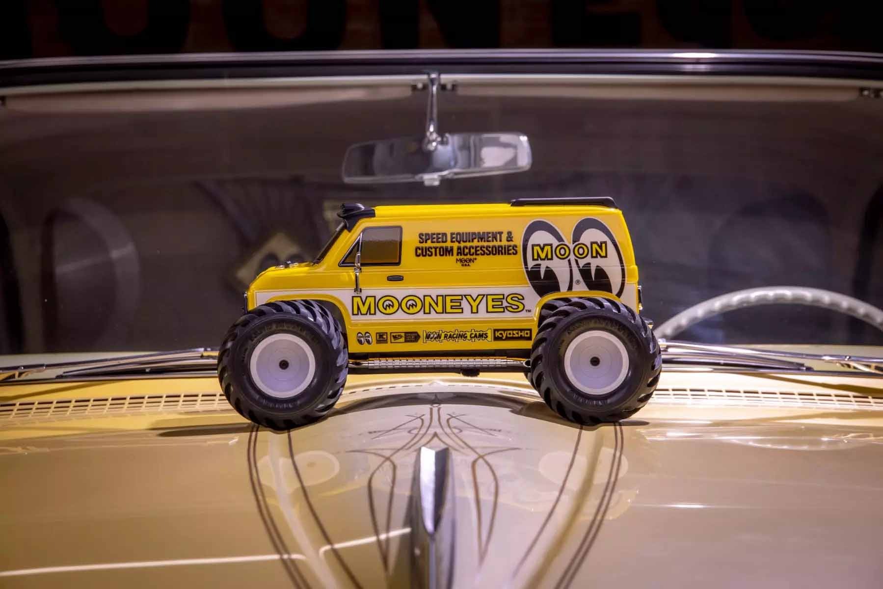 kyosho mad van mooneyes Kyosho Fazer FZ02-L - Mad Van MOONEYES - 1:10 4wd RTR Monster Truck 9 Kyosho Fazer FZ02-L - Mad Van MOONEYES - 1:10 4wd RTR Monster Truck