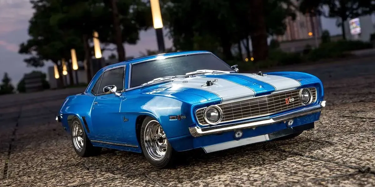 Kyosho 1969 Chevrolet Camaro Z/28 Le Mans Blue - Fazer Mk2 FZ02 - 1:10 4WD RTR RC Car