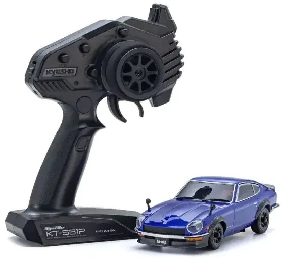 Kyosho Mini-Z AWD Nissan Fairlady 240Z-L Tuned Ver. Readyset - Metallic Sinine - 32645MB 1 Kyosho Mini-Z AWD Nissan Fairlady 240Z-L Tuned Ver. Readyset - Metallic Blue - 32645MB