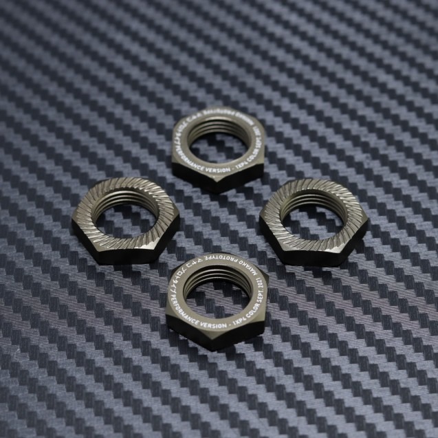 Karhennettu pyöränmutteri 4 kpl Mayako MX8:lle (-22-25) 1 Knurled Wheel Nut 4pcs for Mayako MX8 (-22-25)