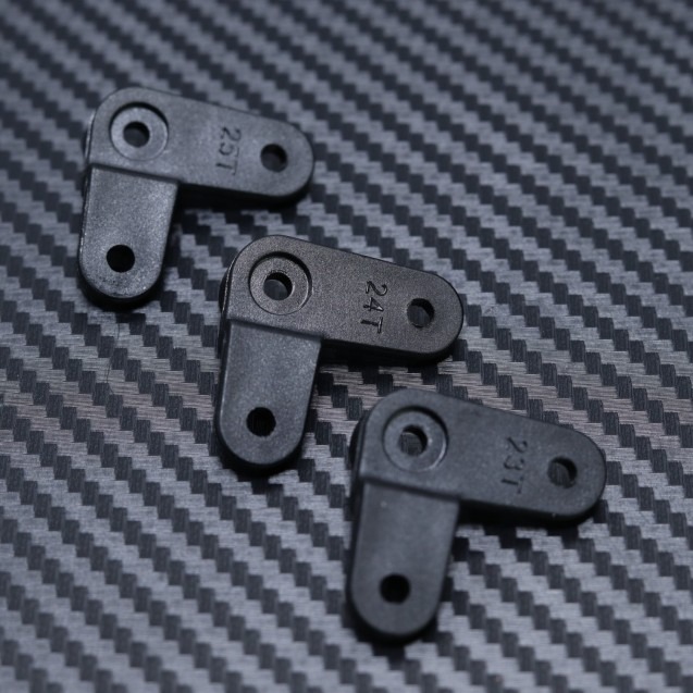 Muoviset kaasuservo-ohjaimet 23t, 24t, 25t Mayako MX8:lle (-22-25) 1 Plastic Throttle Servo Arms 23t, 24t, 25t for Mayako MX8 (-22-25)