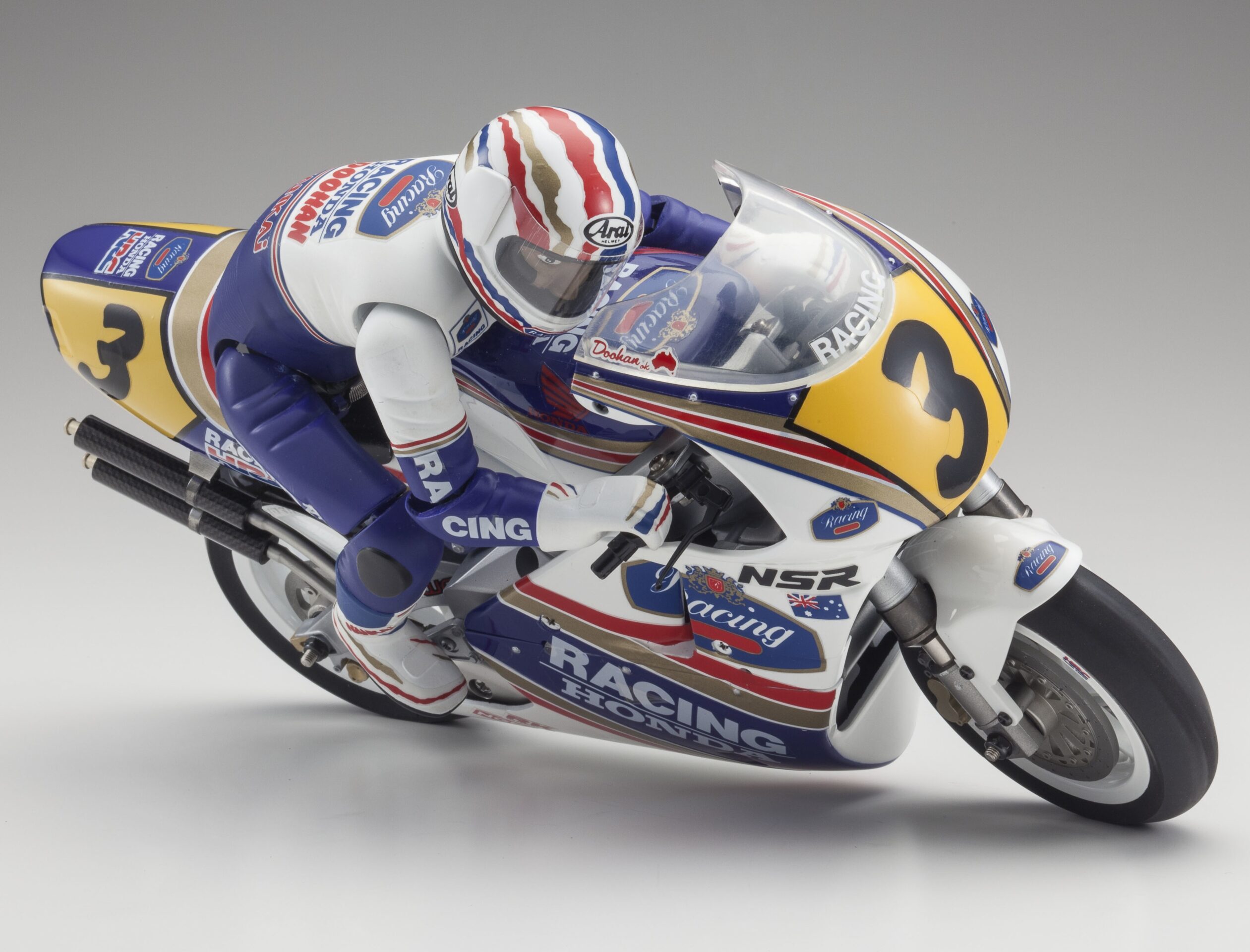 Kyosho Honda NSR500 1991 – Hanging On Racer – 1:8 RC Motorcycle Kit #34932B 1 kyosho-honda-nsr500-1991-34932b-1