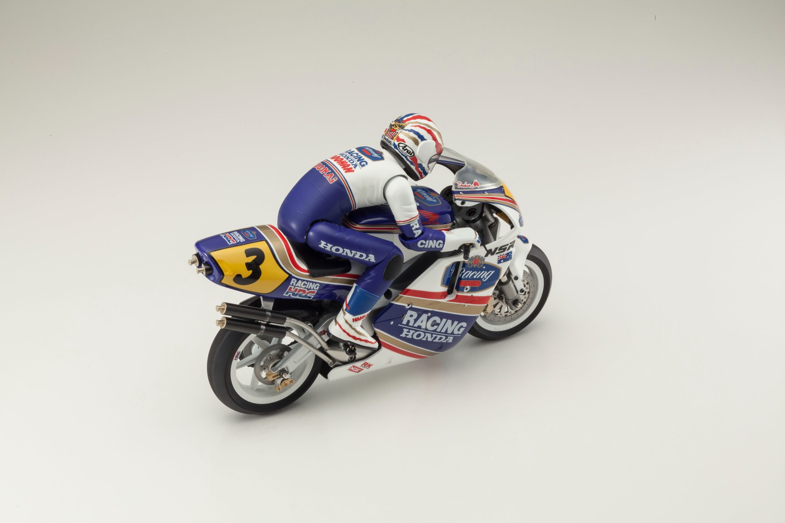 Kyosho Honda NSR500 1991 – Hanging On Racer – 1:8 RC Motorcycle Kit #34932B 8 kyosho-honda-nsr500-1991-34932b-8