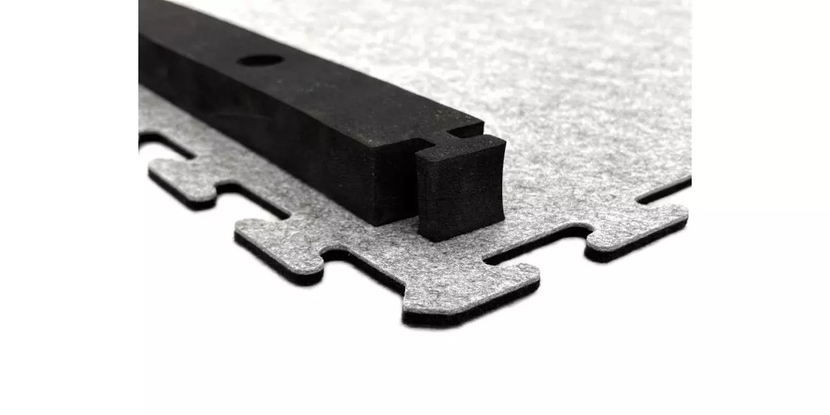 Kyosho Mini-Z Carpet Track 50 Basic Set (40pcs - 50x50) 4 Kyosho Mini-Z Carpet Track 50 Basic Set (40pcs - 50x50)